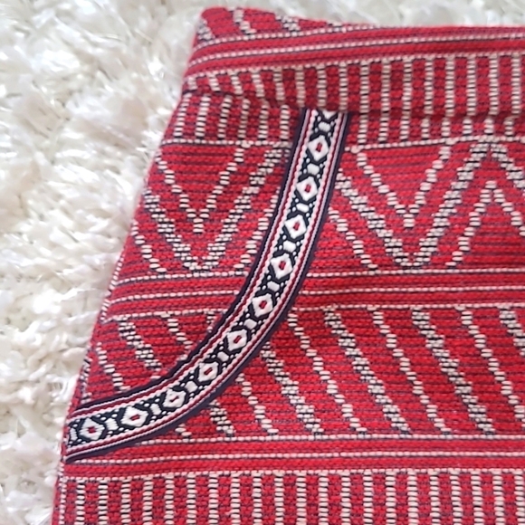 JustFab Jacquard Tapestry Woven A-Line Mini Skirt XS Red White - Picture 8 of 17